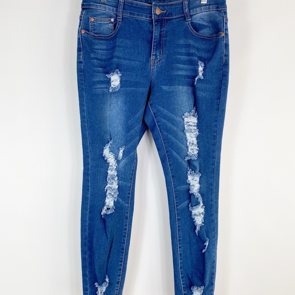 Fashion Nova Distressed Reagan Mid Rise Skinny Jeans Women's 13